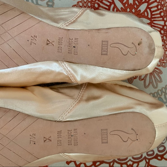 Adult Balance European Pointe Ballet Dance Shoes - Picture 4 of 10